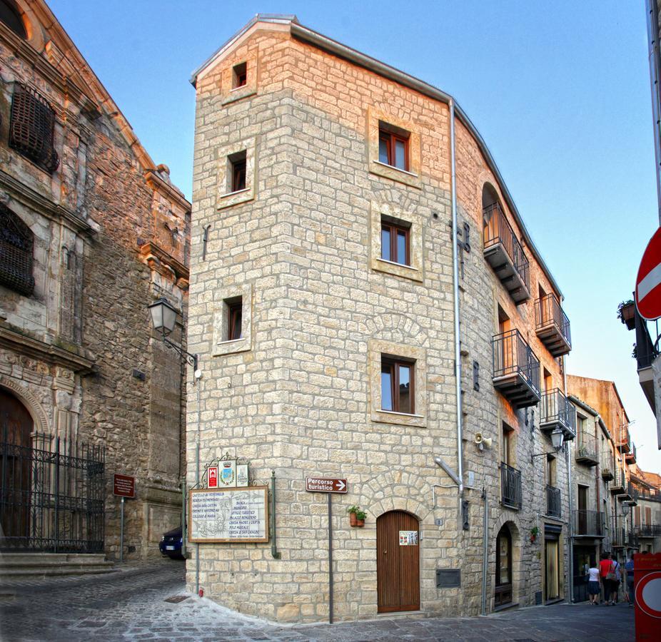 B&B Del Corso Gangi Eksteriør billede